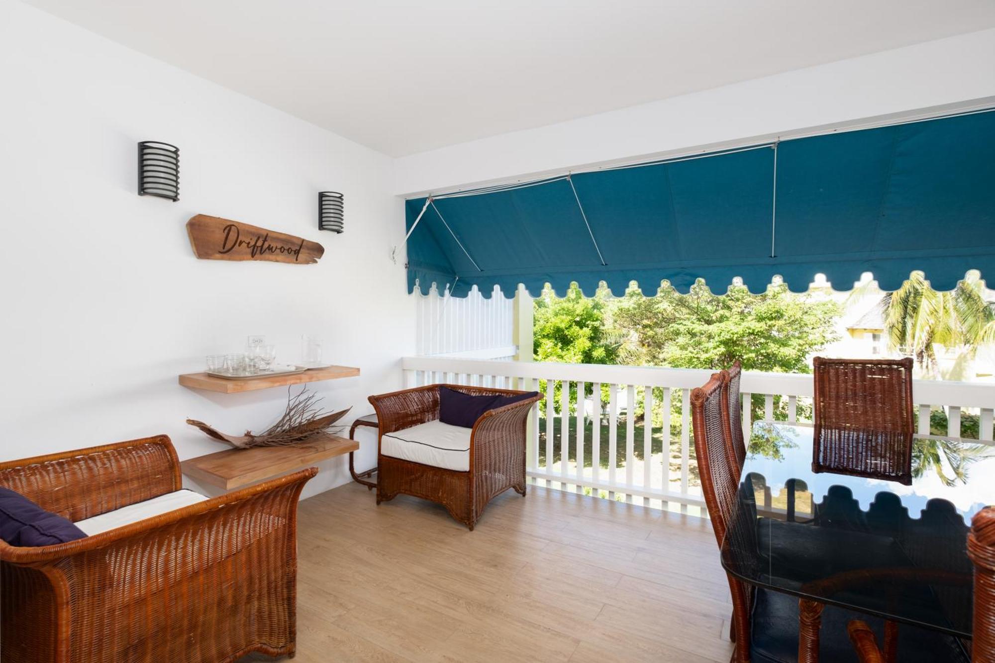 Jamaica Time Driftwood At Sea Palms 3Br 3Ba Condo In Ocho Rios With Pool And Beach Front With Views Only 10 Mins From Ochi Intl Airport Direct Flight From Miami Saint Mary Exterior foto